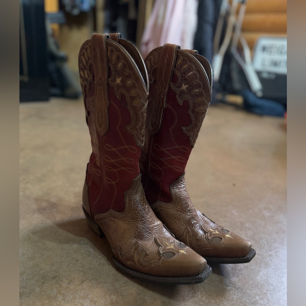 Women’s Ariat Western Boots